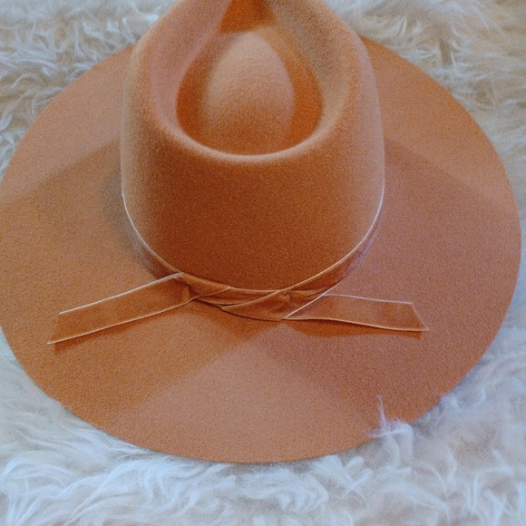 Wyeth by Todd Magill Accessories - RARE ! Wyeth honey wool rancher hat